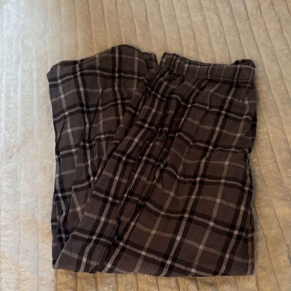 Croft & Barrow Men's Plaid Joggers - Black and Gray